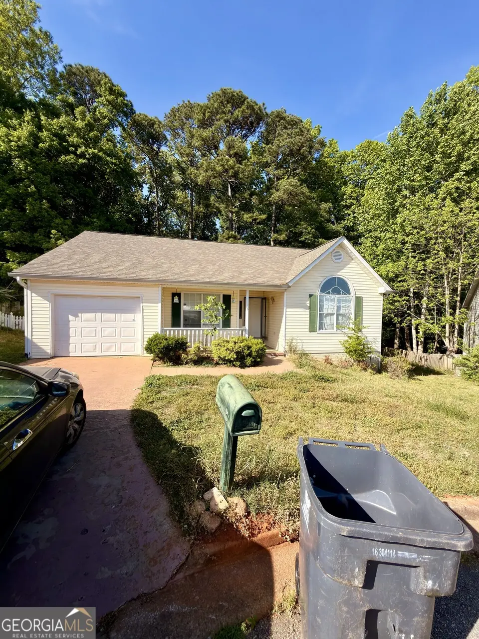 235 Oak Cir N