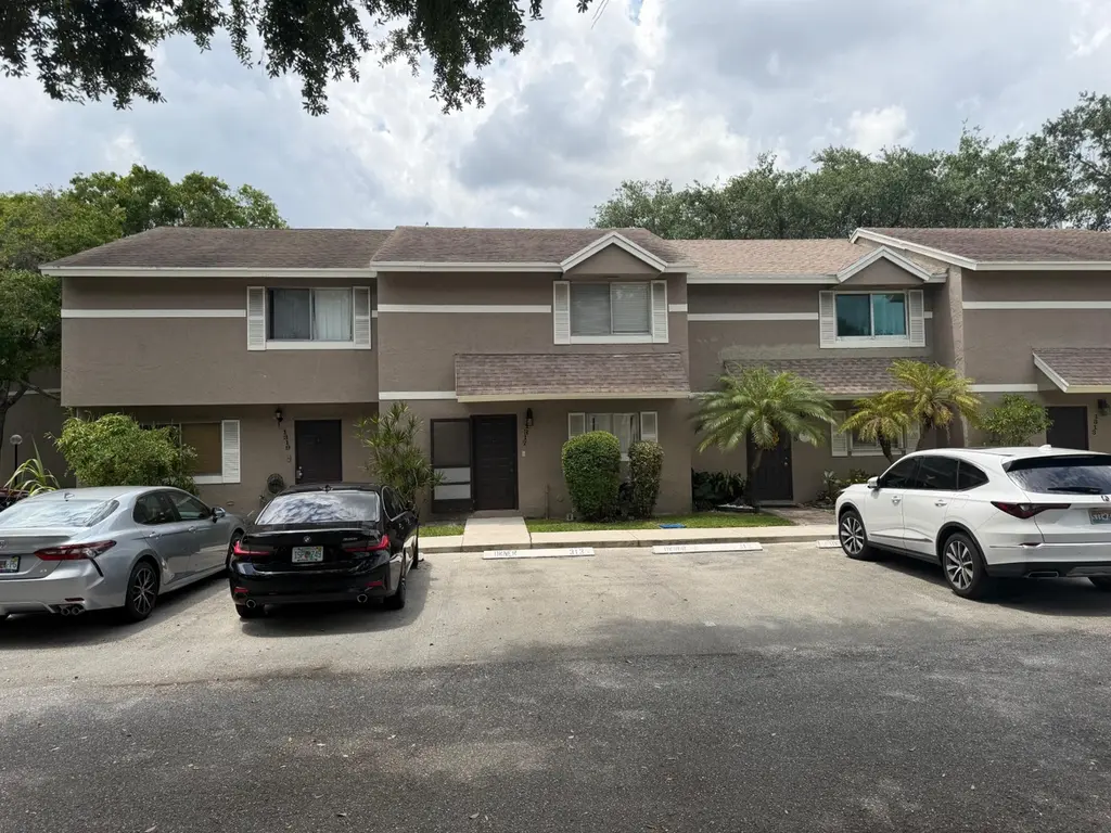 1317 Sussex Dr