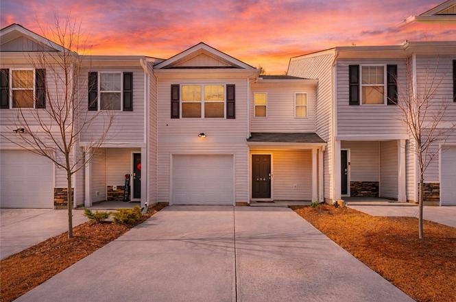 404 Oakmont Valley Trl
