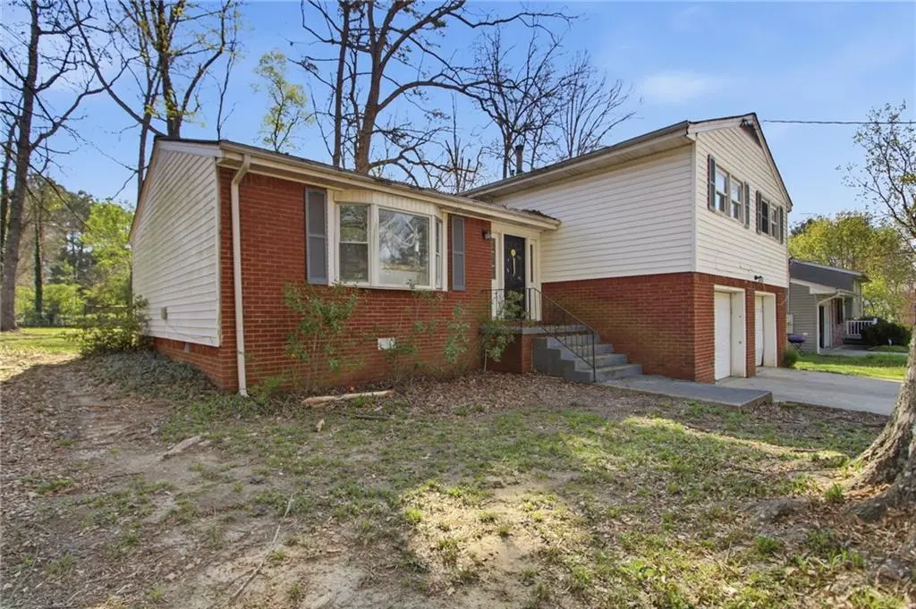 2459 Rockknoll Dr
