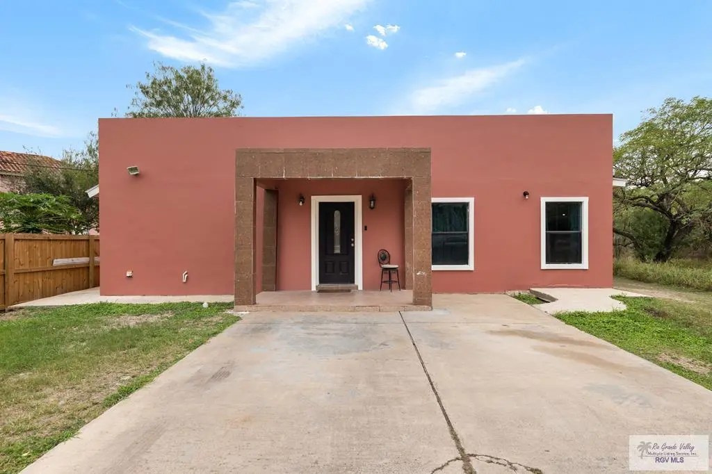 6386 Dunlap Ave