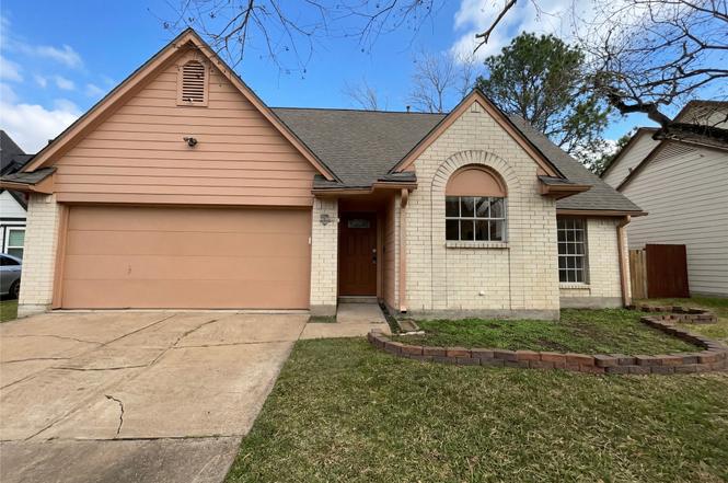 1606 Blue Heather Ln
