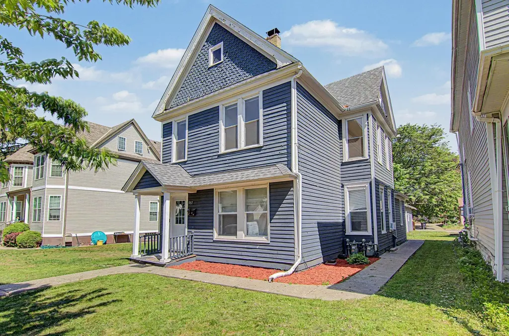 937 Thomas Ave