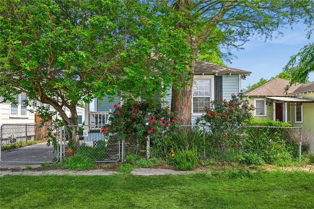 527 Grefer Ave