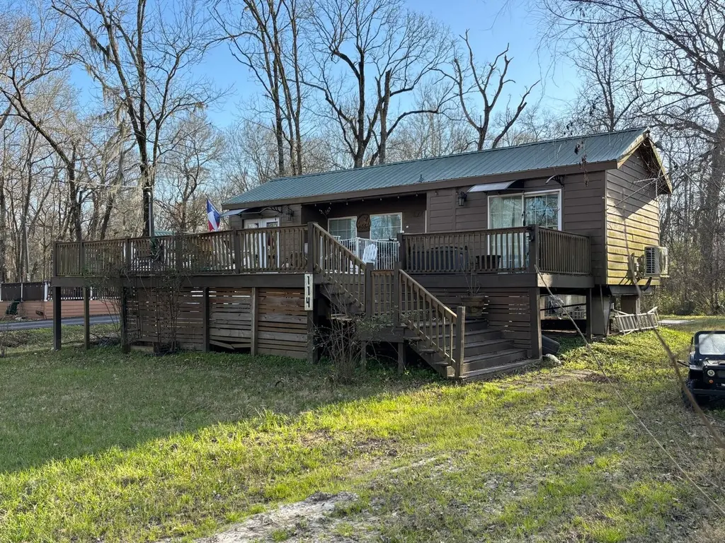 114 Sean Ct