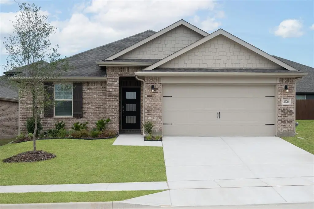 3220 Cross Shore Dr