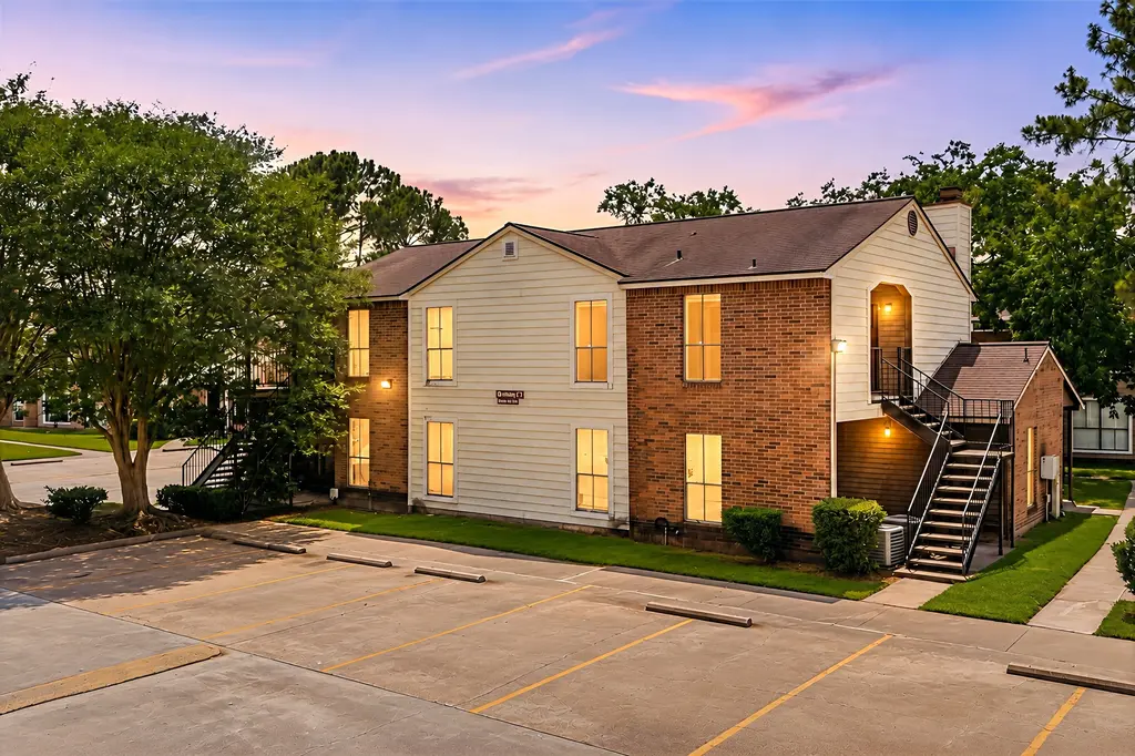 7200 W T C Jester Blvd #41