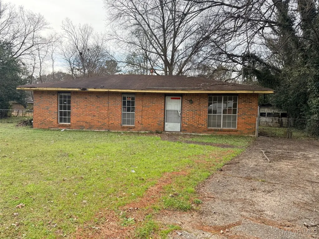 1504 Baffin Ct
