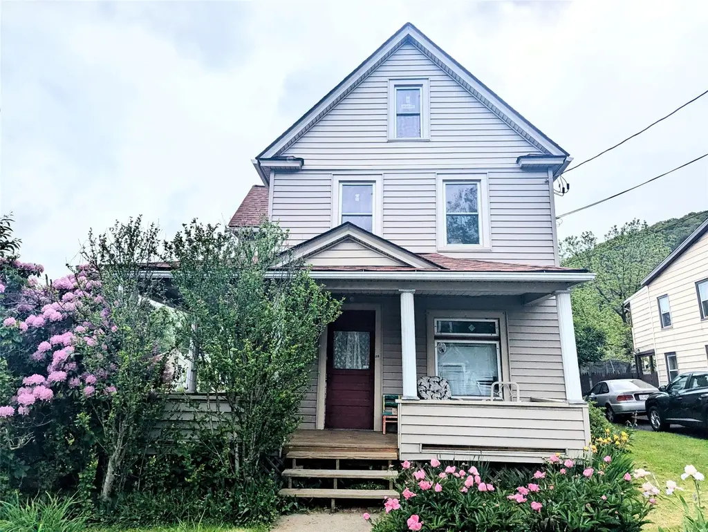 25 Telegraph St