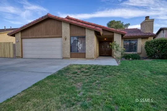 1113 Evelyn Ct. Ct