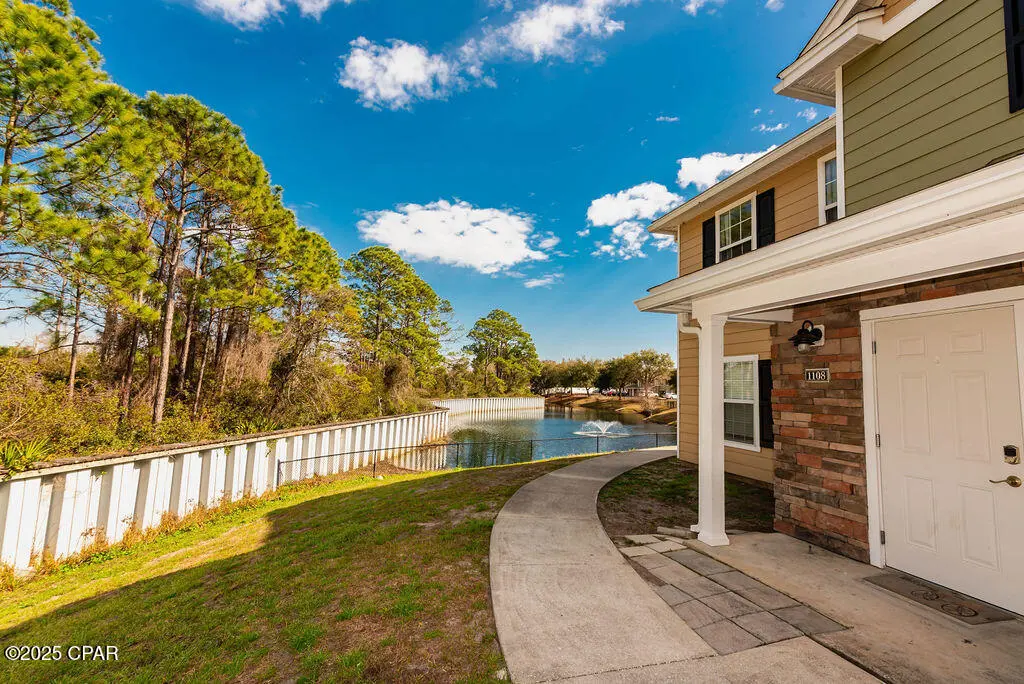 1108 Lighthouse Rd