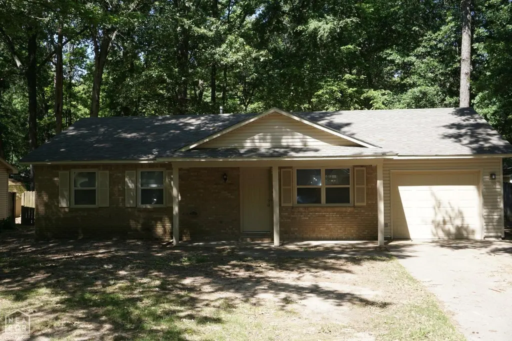 4303 Stonebrook Dr