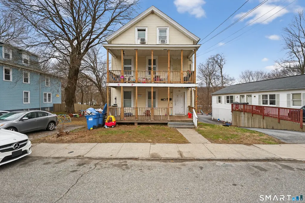 67 Peck St