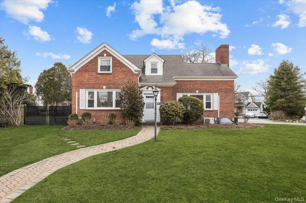 10 Madison Rd