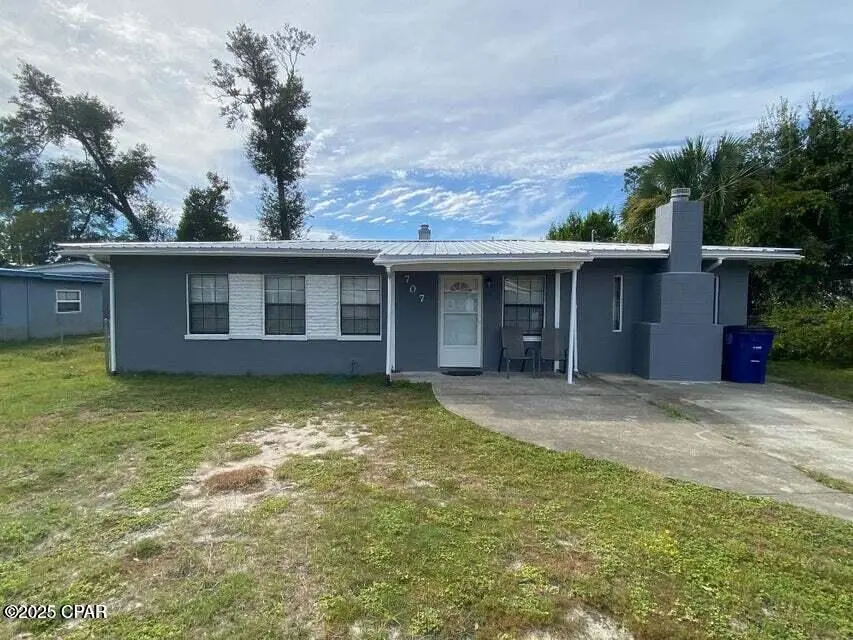 707 Satsuma Ave
