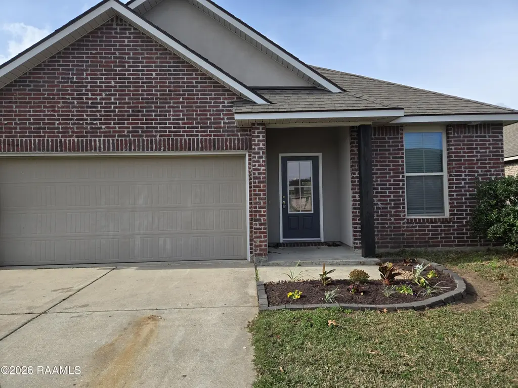 209 Marshfield Dr