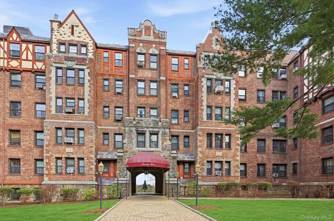 23 Old Mamaroneck Rd Unit 3L