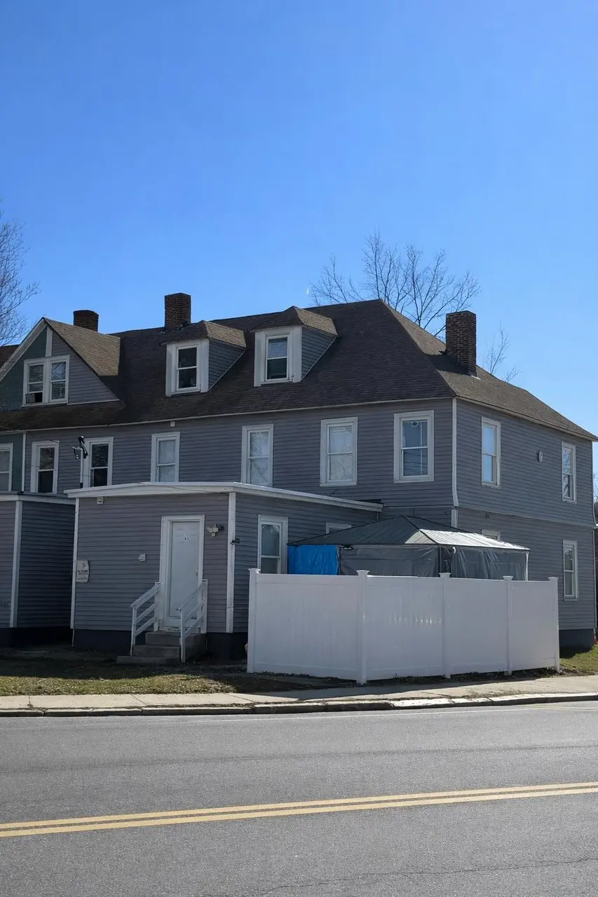 1 Amory St