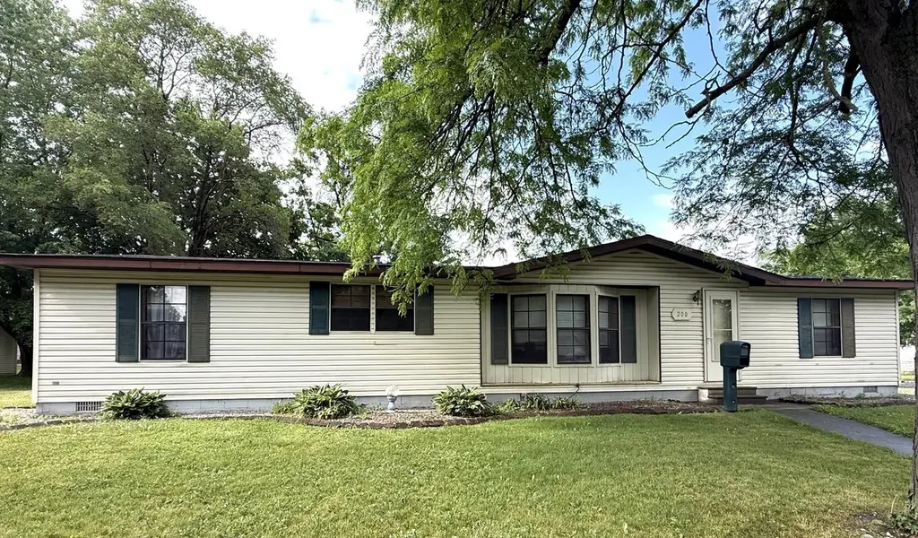 200 KOEHLER St