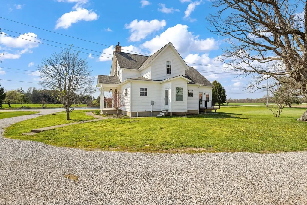 3116 Troy Rd