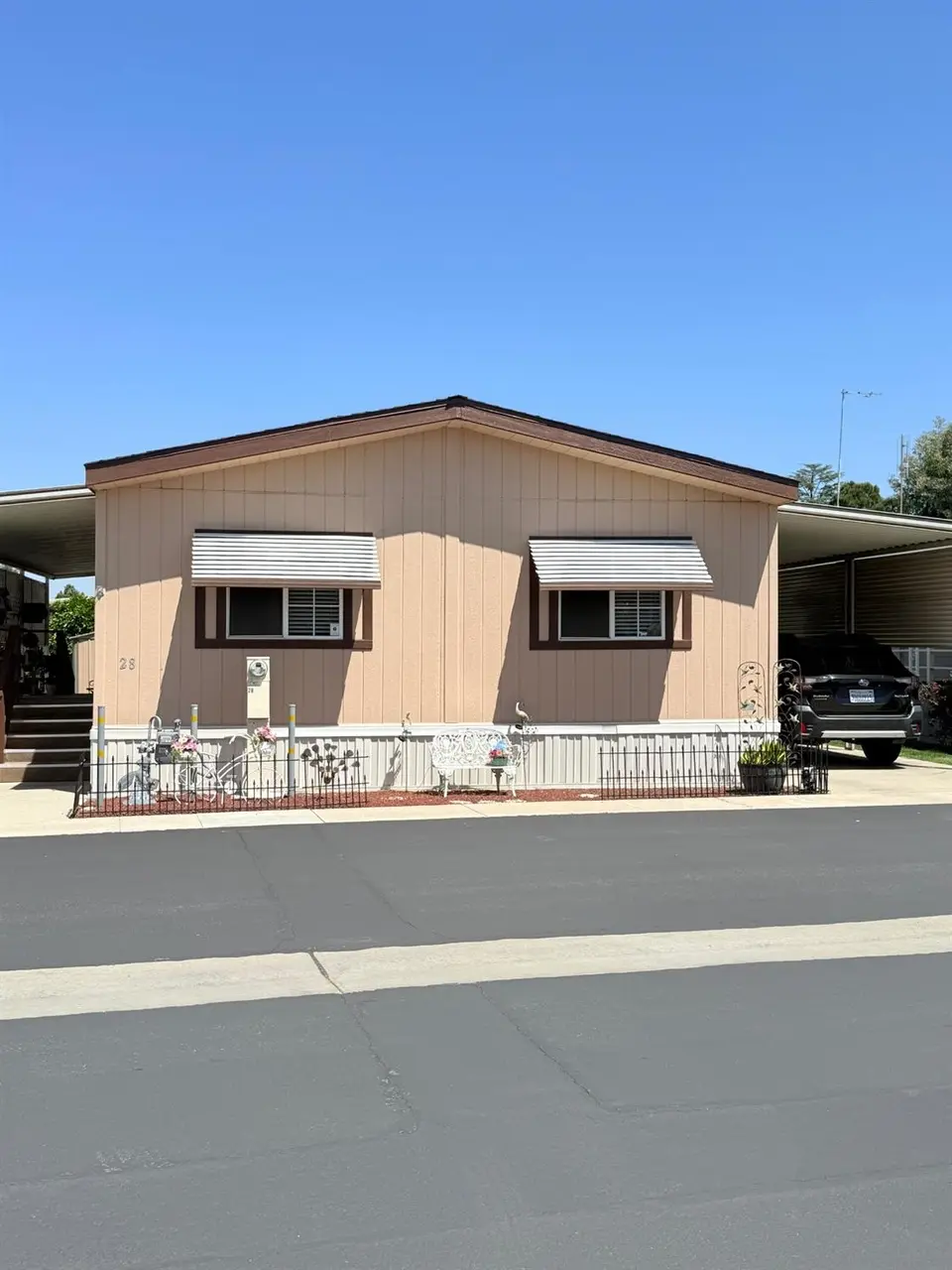 1500 Villa #28
