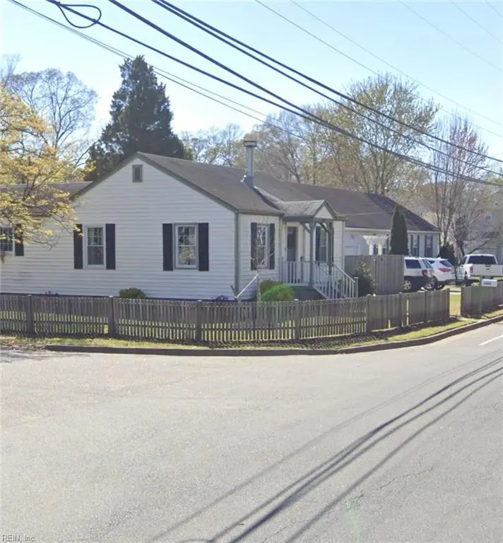 3909 Rokeby Ave