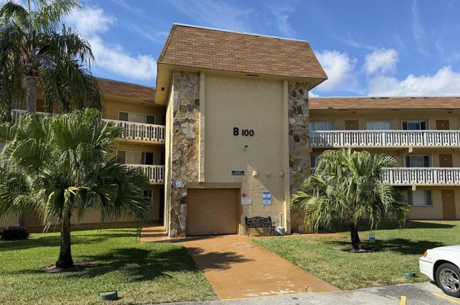 100 Village Green Cir E #312