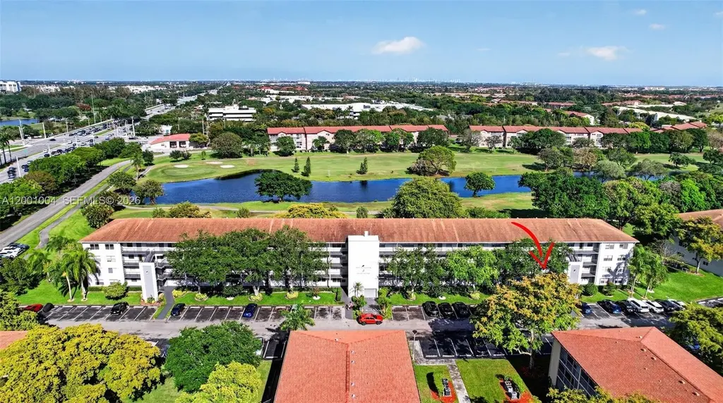 101 SW 132nd Way Unit 213J