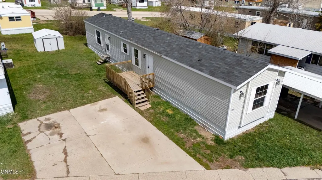 1106 South Frontier Trl