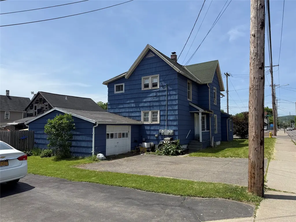 14 N Loder Ave