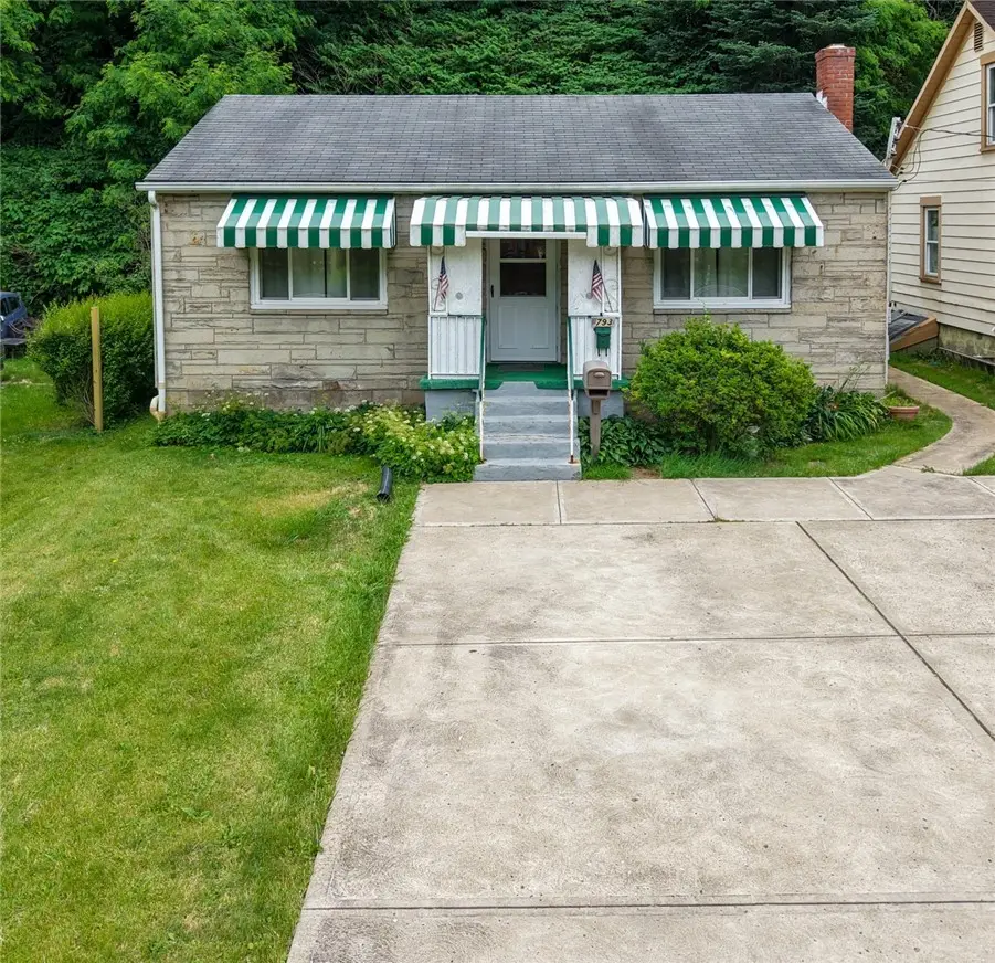 793 Becks Run Rd