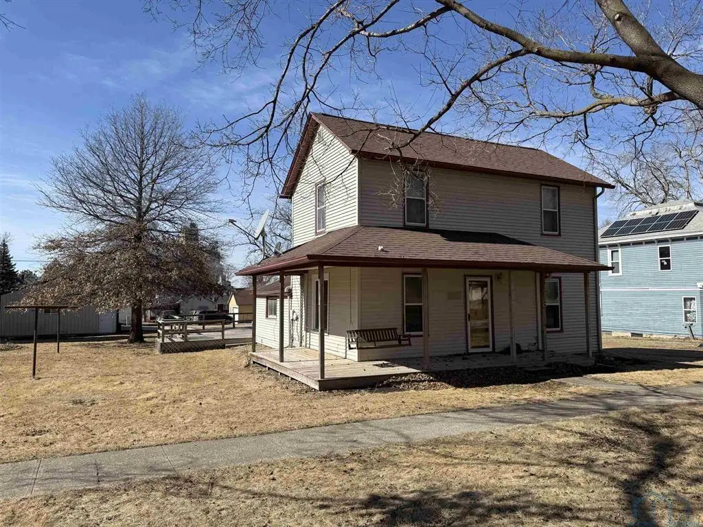 118 Buena Vista St