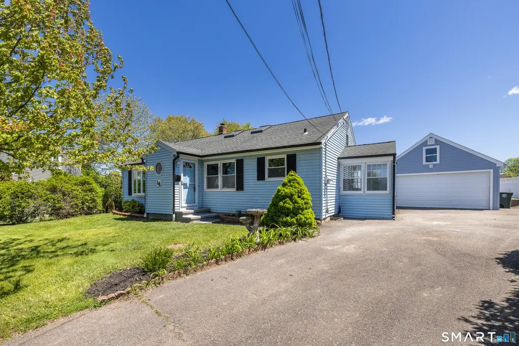 14 Catherine Ct