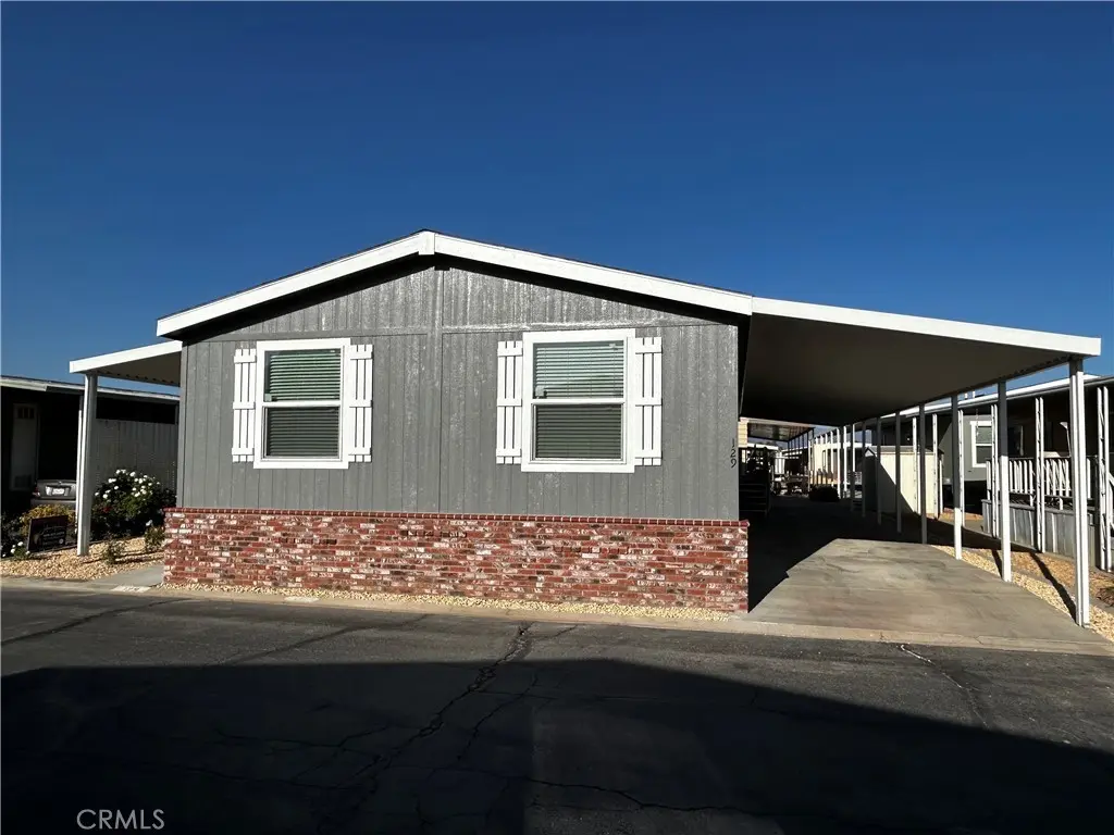 2205 W Acacia Ave #129