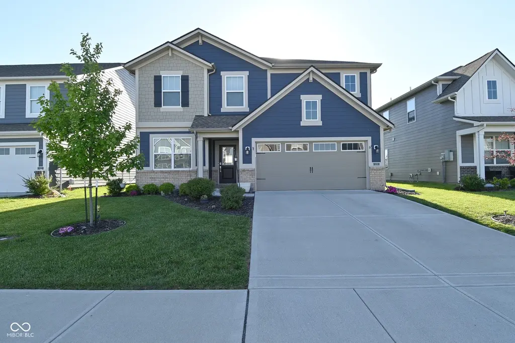 3288 Jasper Ln