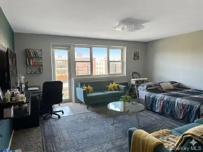 153-25 88th St Unit 5H