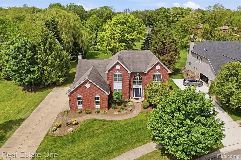 5097 Birkdale Dr