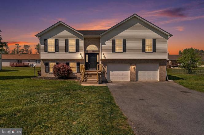 140 Thayers Gull Dr