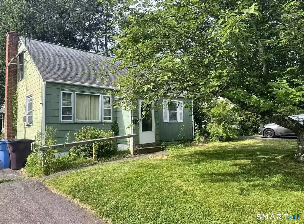 104 Alexander Rd