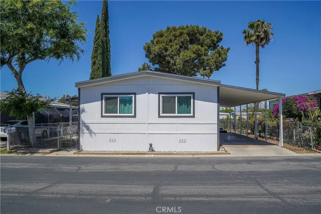777 S Temescal #120
