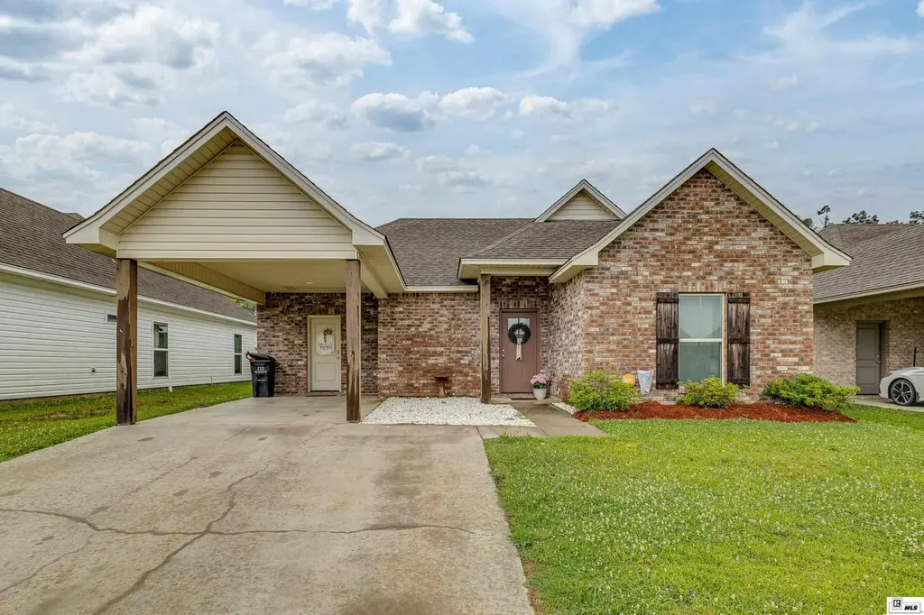132 Yellow Pine Dr