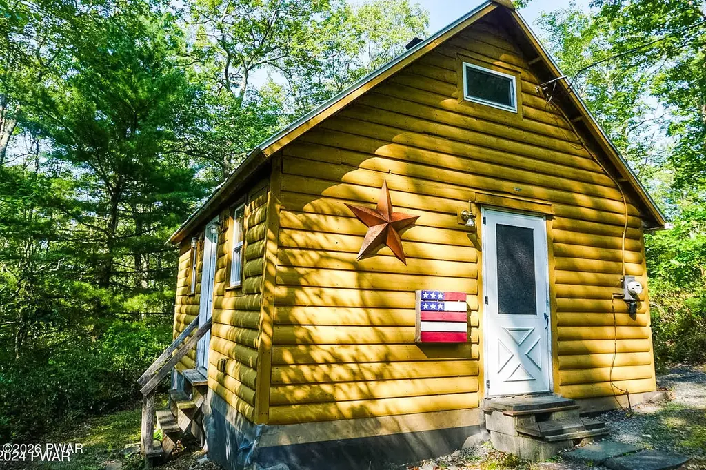 223 Five Mile Meadow Rd