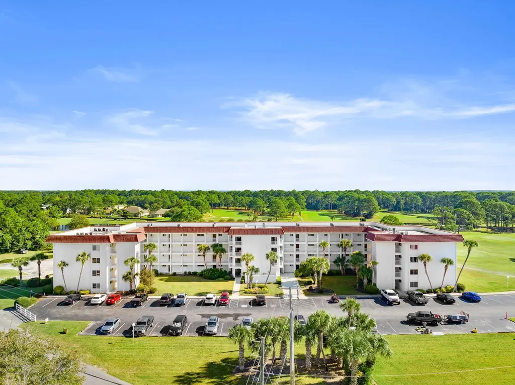 112 Fairway Blvd Unit 310