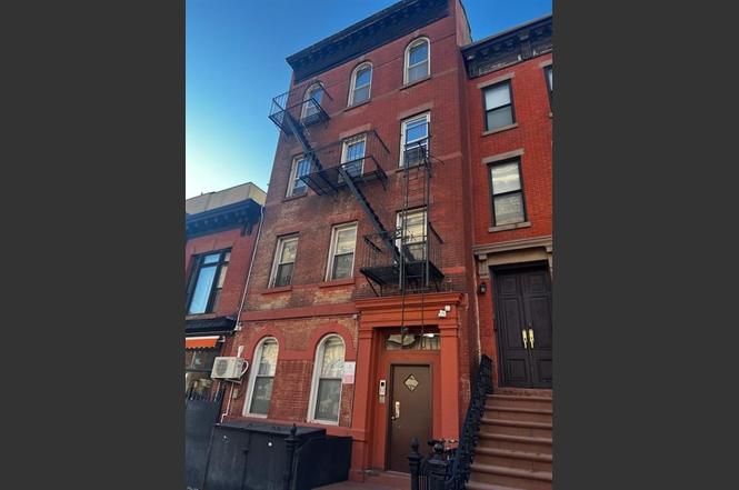 60 6th Ave