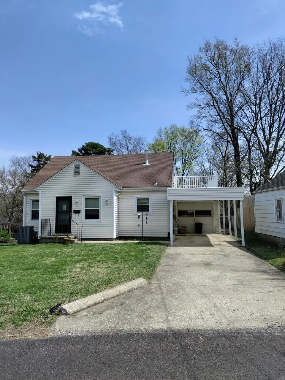 304 Fredora Ave