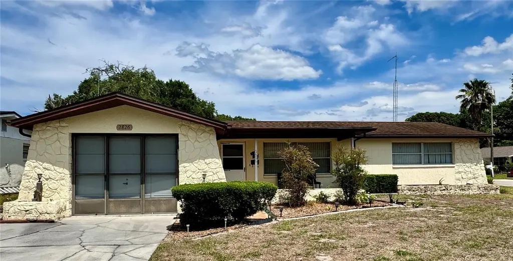 2826 Raven Dr