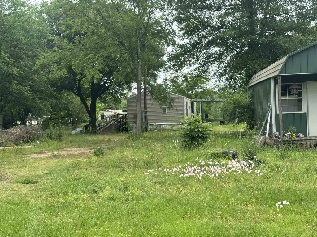186 County Road 3590