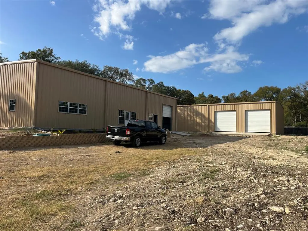 606 Hickory Ridge Rd