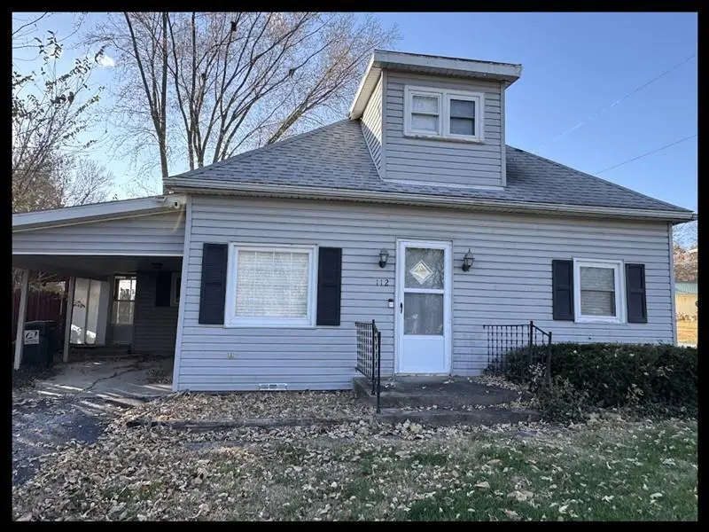 112 N Macon St