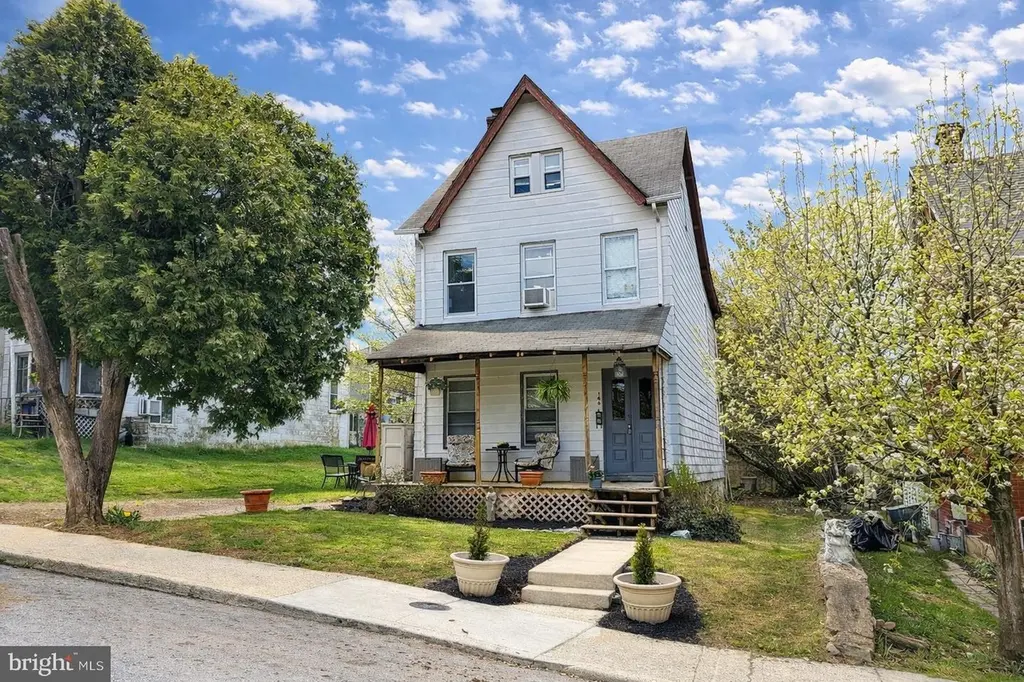 146 S 5th Ave
